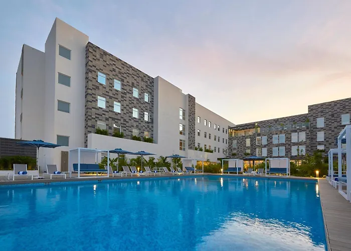 City Express Suites By Marriott Cancun Aeropuerto